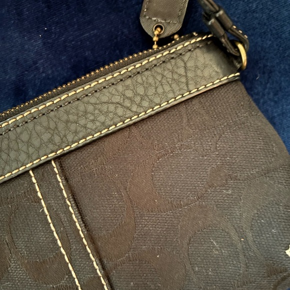 Coach Black Leather Wristlet - Picture 4 of 6